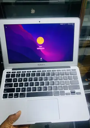 Laptop Apple MacBook Air 2015 8GB Intel Core I5 SSD 256GB