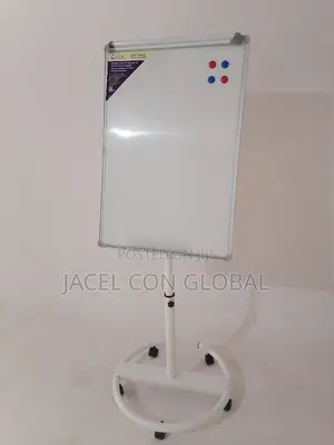 Flipchart Board With Round Tyre