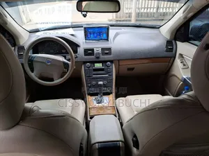 Volvo XC90 Android Player + Reverse Camera