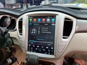 Toyota Highlander 2003-2007 Tesla Android + Reverse Camera