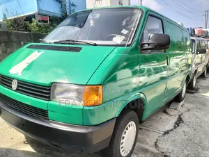 Volkswagen Transporter 2002 Green