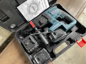 118 Volts Bosch Rotary Hammer Drilling Machine