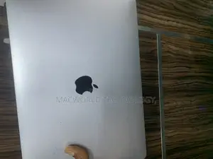 Macbook Pro Screen 2017 Touch Bar and None Touch Bar