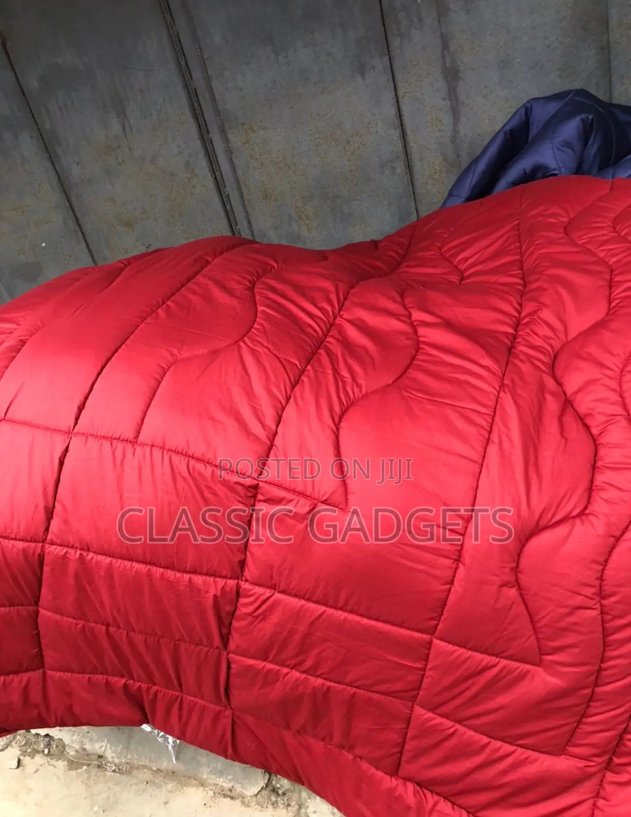 Quality Plain Design Duvet Set / Bed Sheets Set