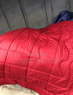 Quality Plain Design Duvet Set / Bed Sheets Set