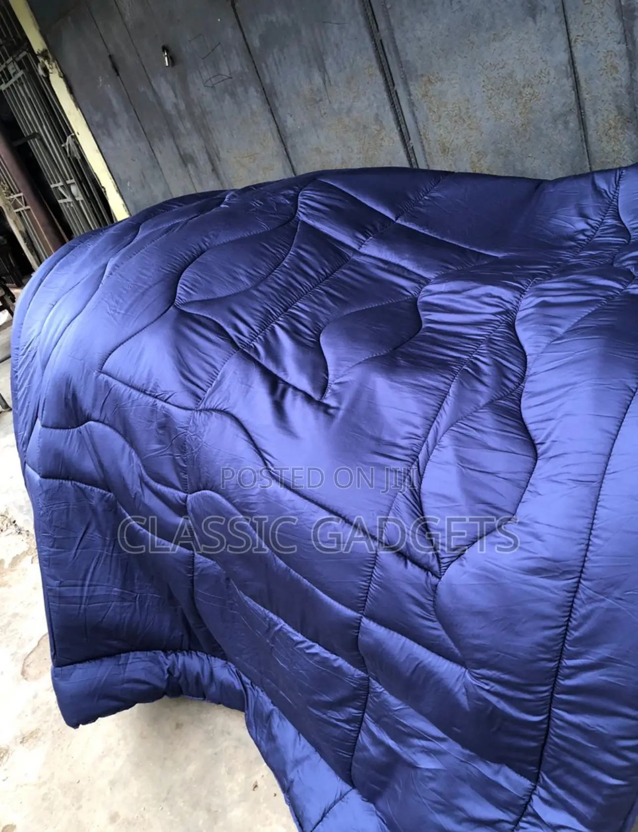 Quality Plain Design Duvet Set / Bed Sheets Set
