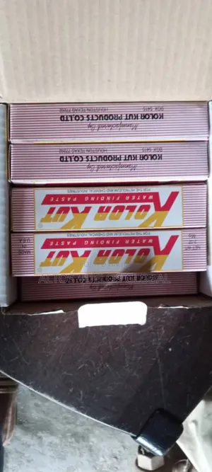 Kolor Kut Water Finding Paste