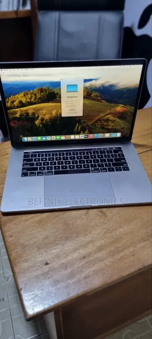 Laptop Apple MacBook Pro 2019 16GB Intel Core I7 SSD 256GB
