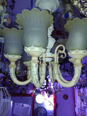 High Quality Chandelier 5 Fingers