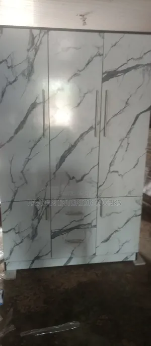 Quality 3 Doors Wardrobe