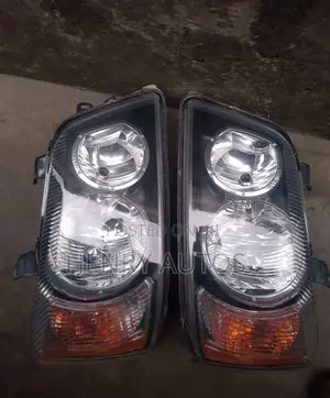 Headlamp for Highlander 2003