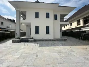 5bdrm Duplex in Asokoro for sale