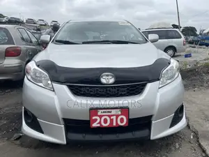 Toyota Matrix 2010 Silver