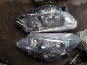 Headlamp Yaris 2014 Hatchback