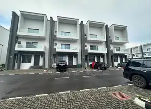 4bdrm Townhouse/Terrace in Jabi for sale
