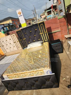 Quality 4.5by6 Upholstery Padded Bed Frame With One Bed Side