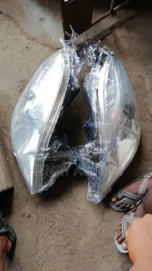 Headlight Almera 2010 -012