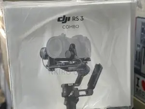 DJI RS 3 Combo, 3-Axis Gimbal Stabilizer