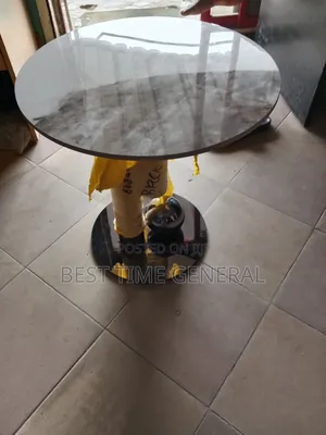 Exclusive Side Stool