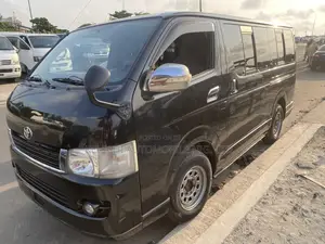 Toyota HiAce 2012 Black