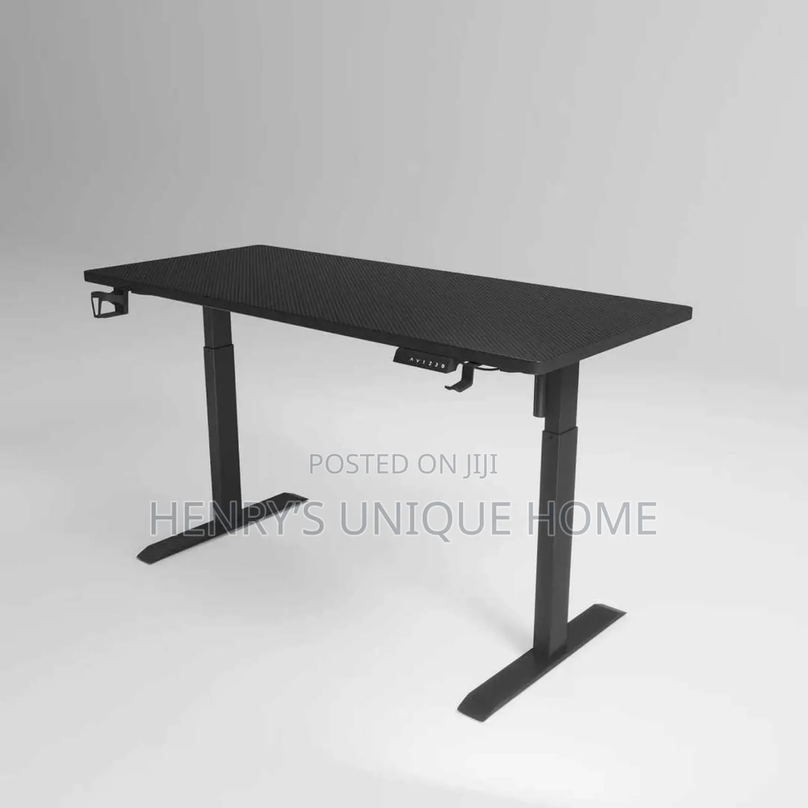 Simple Adjustable Table
