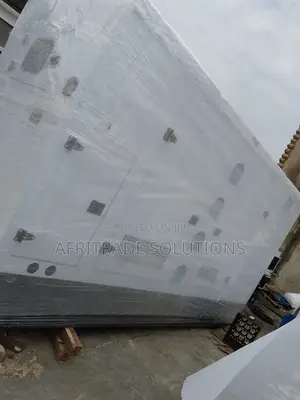 New Perkins 400kva Soundproof Diesel Generator