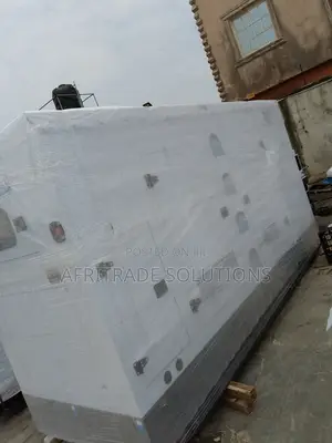 Efficient Perkins 400kva Soundproof Diesel Generator
