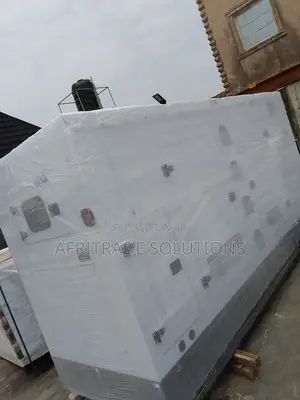 Highly Efficient Perkins 400kva Soundproof Diesel Generator