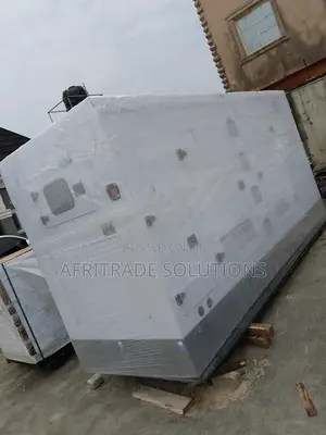 Efficient Perkins 400kva Soundproof Diesel Generator - New