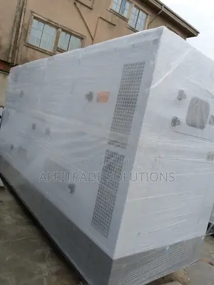 Strong Perkins 400kva Soundproof Generator Set