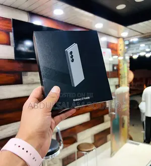 New Samsung Galaxy Z Fold6 256 GB Silver