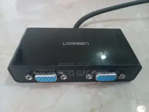 Ugreen Male VGA to 2 Female VGA Video Splitter