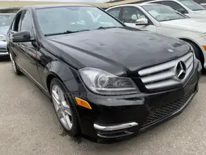 Mercedes-Benz C350 2010 Black