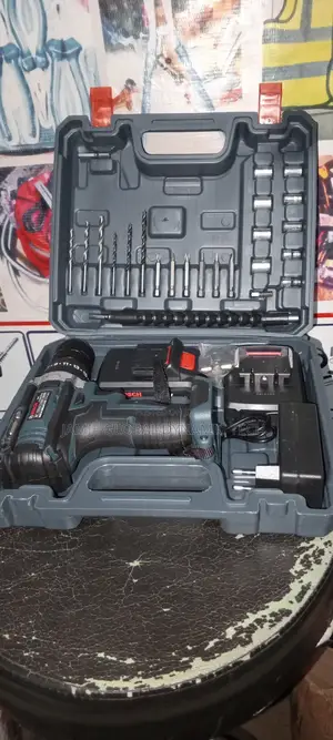 Bosch Iron Chuck Rechargeable Drilling Machine.