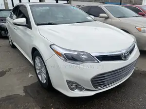Toyota Avalon 2013 White