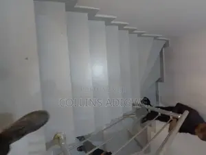 3bdrm Apartment in Victoria Island for sale