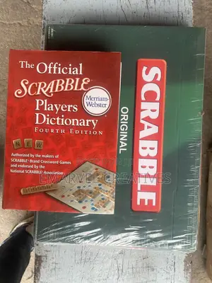 Big Scrabble Board + Scrabble Dictionary (Hardcover)