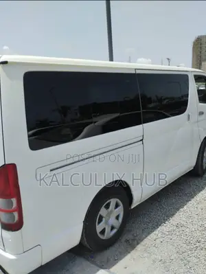 Exotic Hummer 1 Bus for Hire.