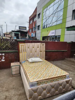 Quality 4.5by6 Upholstery Padded Bed Frame With One Bed Side