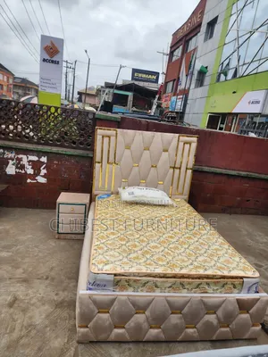 Quality 4.5by6 Upholstery Padded Bed Frame With One Bed Side