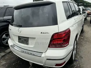 Mercedes-Benz GLK-Class 350 4MATIC 2012 White