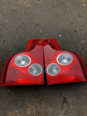 03-06 Volvo Xc90 Rear Light