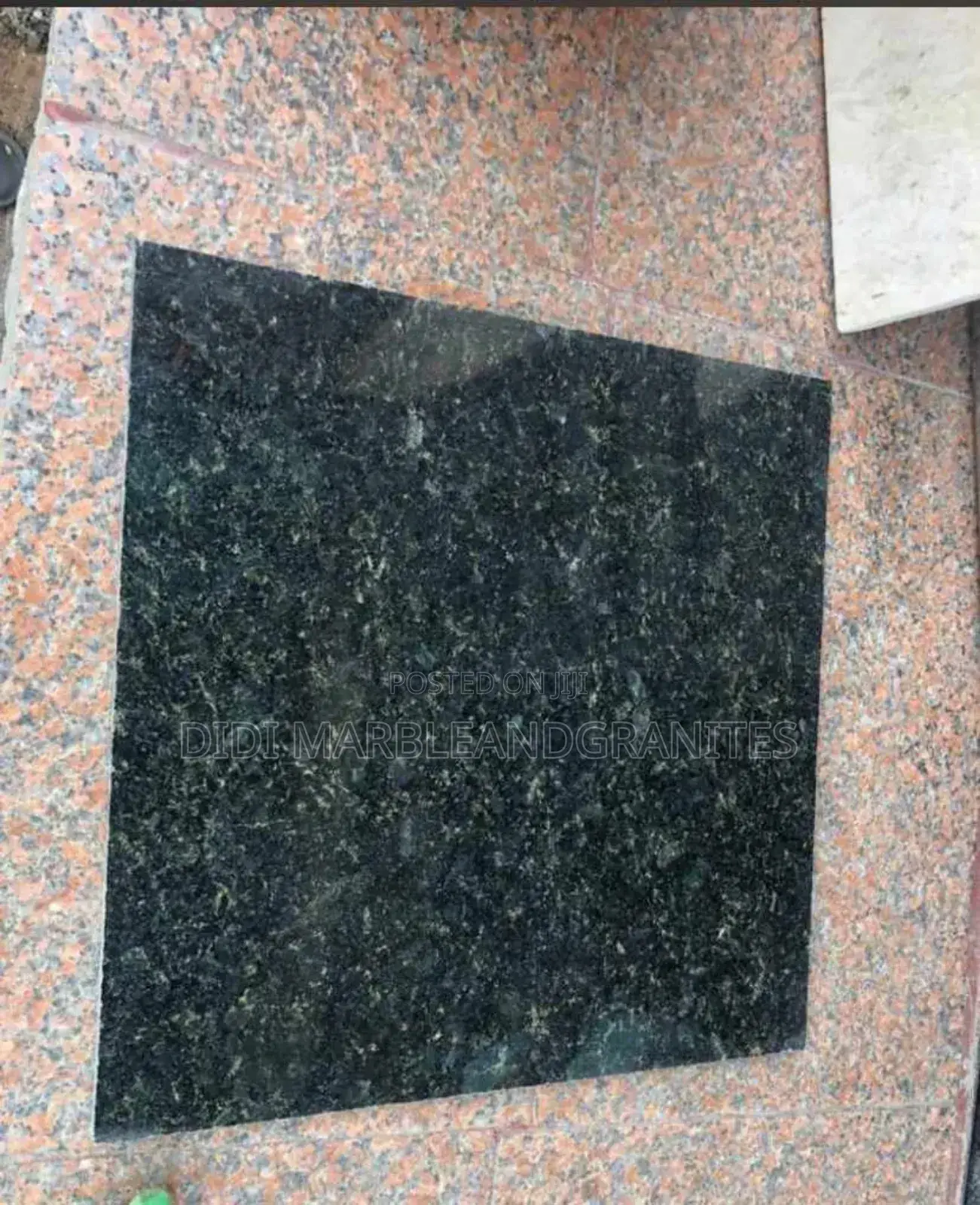 Pearl Green 60x60