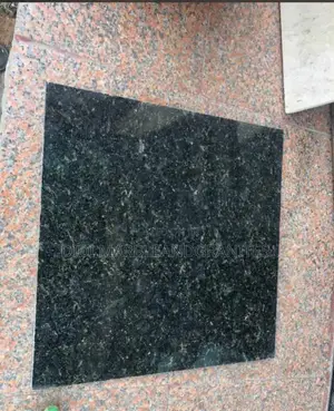 Pearl Green 60x60