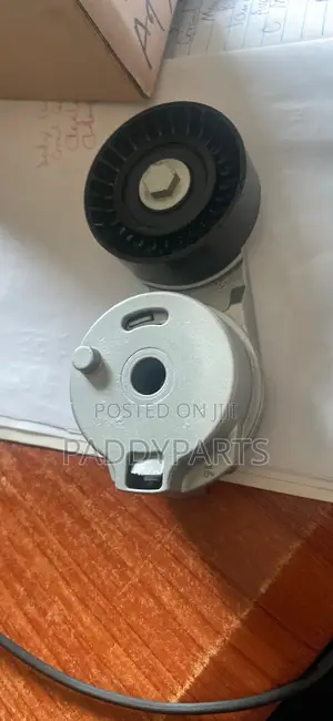 Chrysler Town Country Engine Belt Tensioner