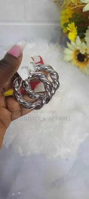 Quality High Fashion Earring