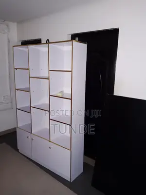 A Multipurpose Shelf For Supermarket Shops Or Home Use
