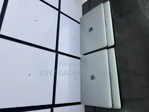 Laptop Apple MacBook Pro 2018 16GB Intel Core I7 SSD 512GB