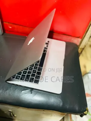 Laptop Apple MacBook Pro 2015 16GB Intel Core i5 SSD 256GB