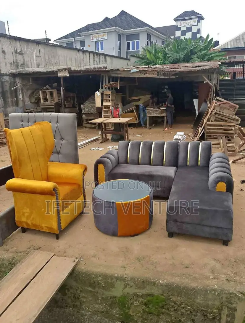 L Shape With Single Seater